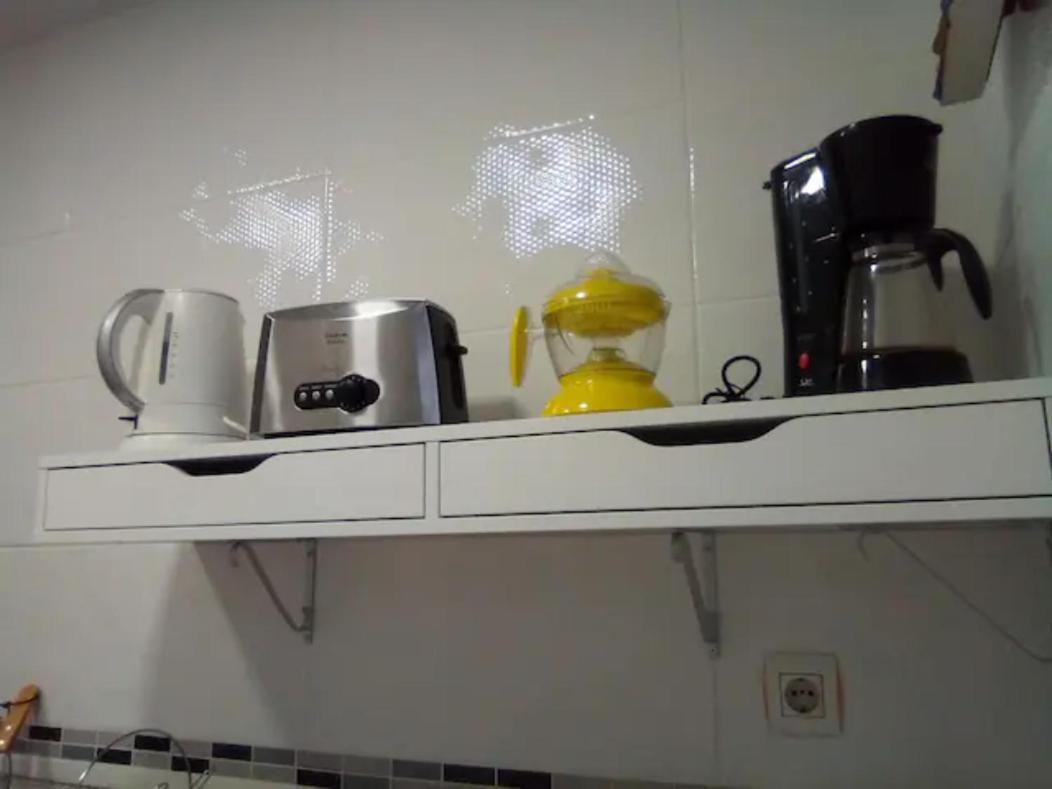 Las Golondrinas Habitacion En Piso Centrico Para Una O Dos Personas Zaragoza Ngoại thất bức ảnh